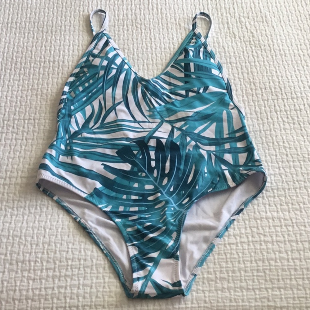 Cupshe Swimsuit